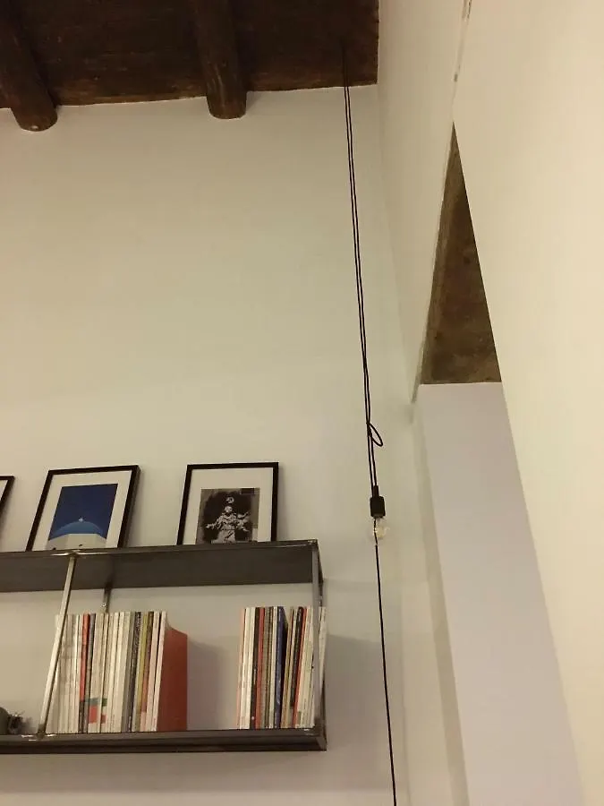 Concrete Apartment San Gregorio Neapol