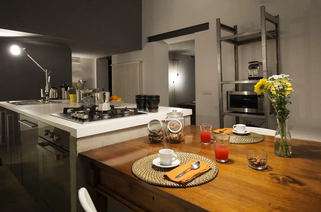 Concrete Apartment San Gregorio Naples 0*,  Italy