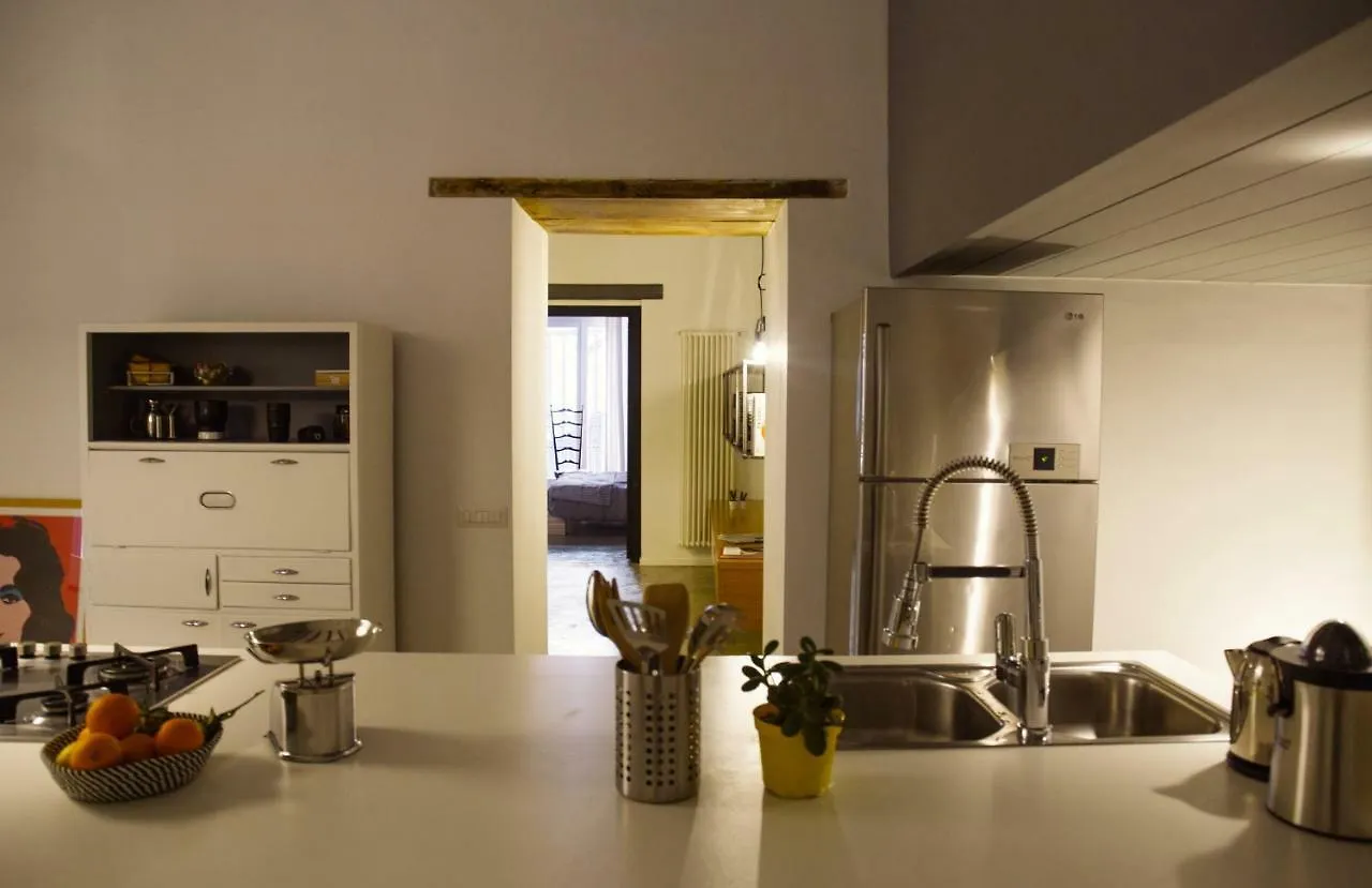 Concrete Apartment San Gregorio Naples