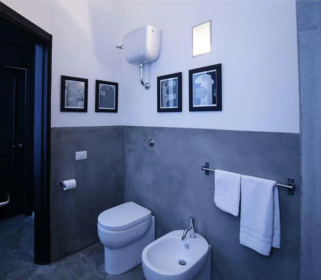 Concrete Apartment San Gregorio Naples 0*,