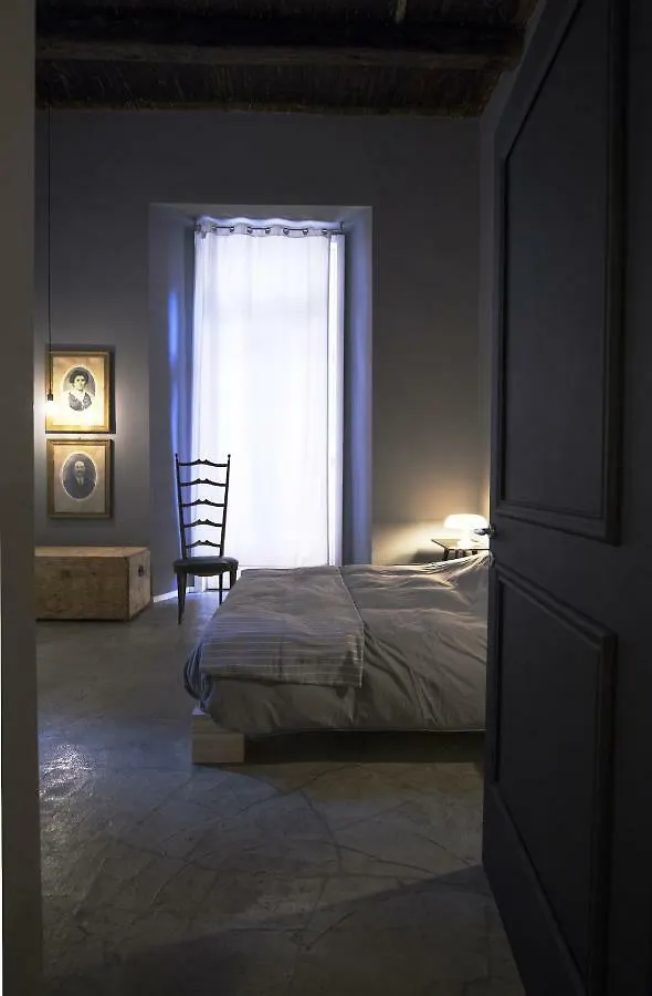Concrete Apartment San Gregorio Naples Italy