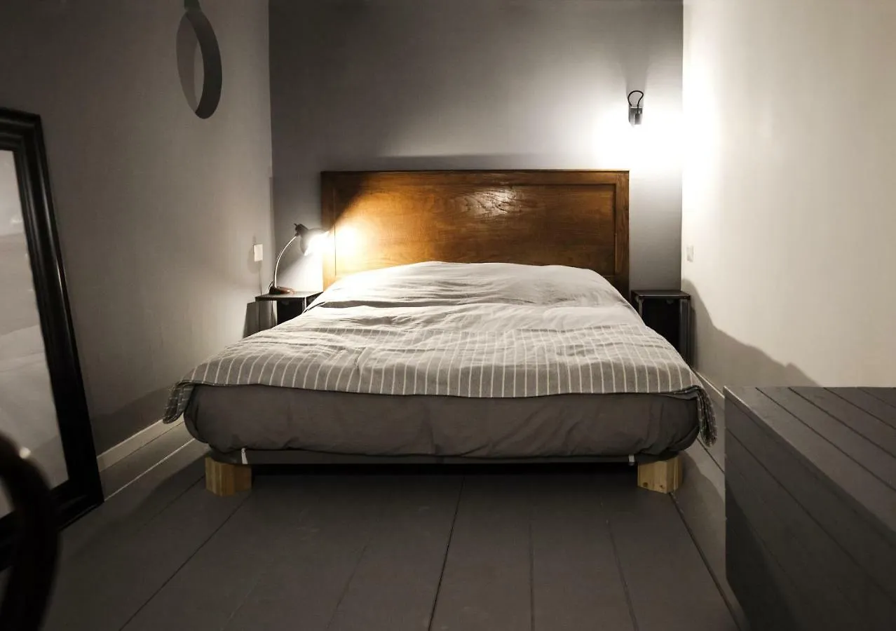 Concrete Apartment San Gregorio Naples Italy