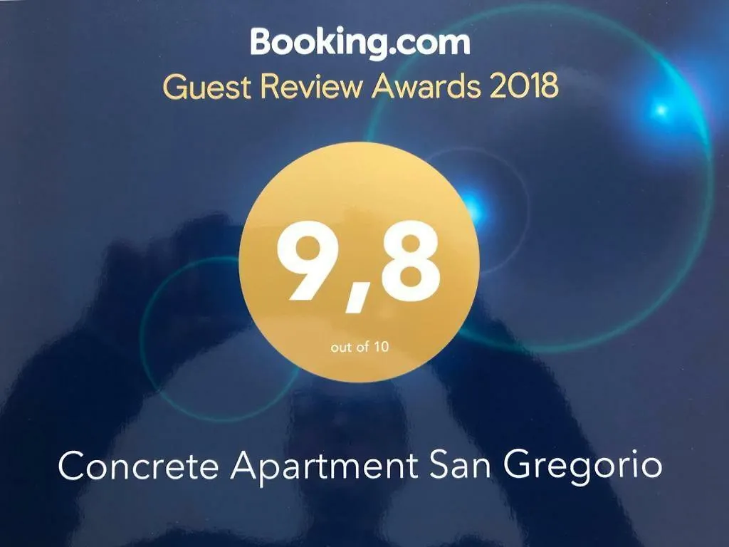 Concrete Apartment San Gregorio Naples